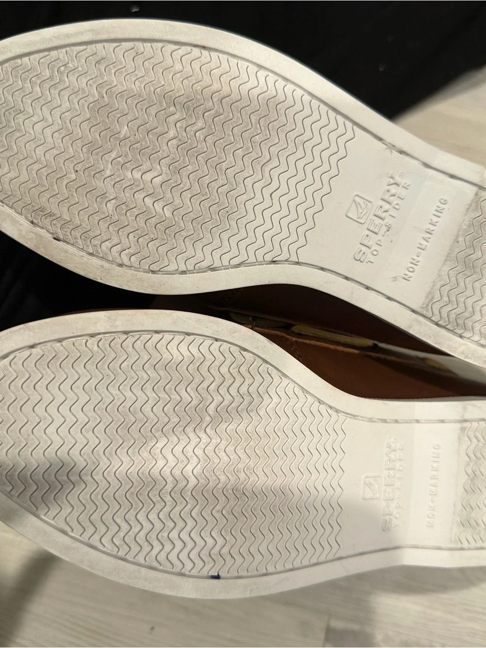 Sperry Authentic Original 2-Eye Leather Boat Shoe 4M